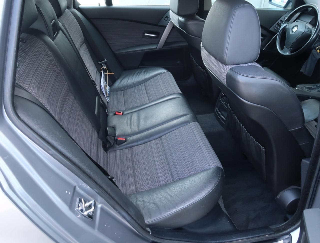 2005 BMW 5-Series - 13