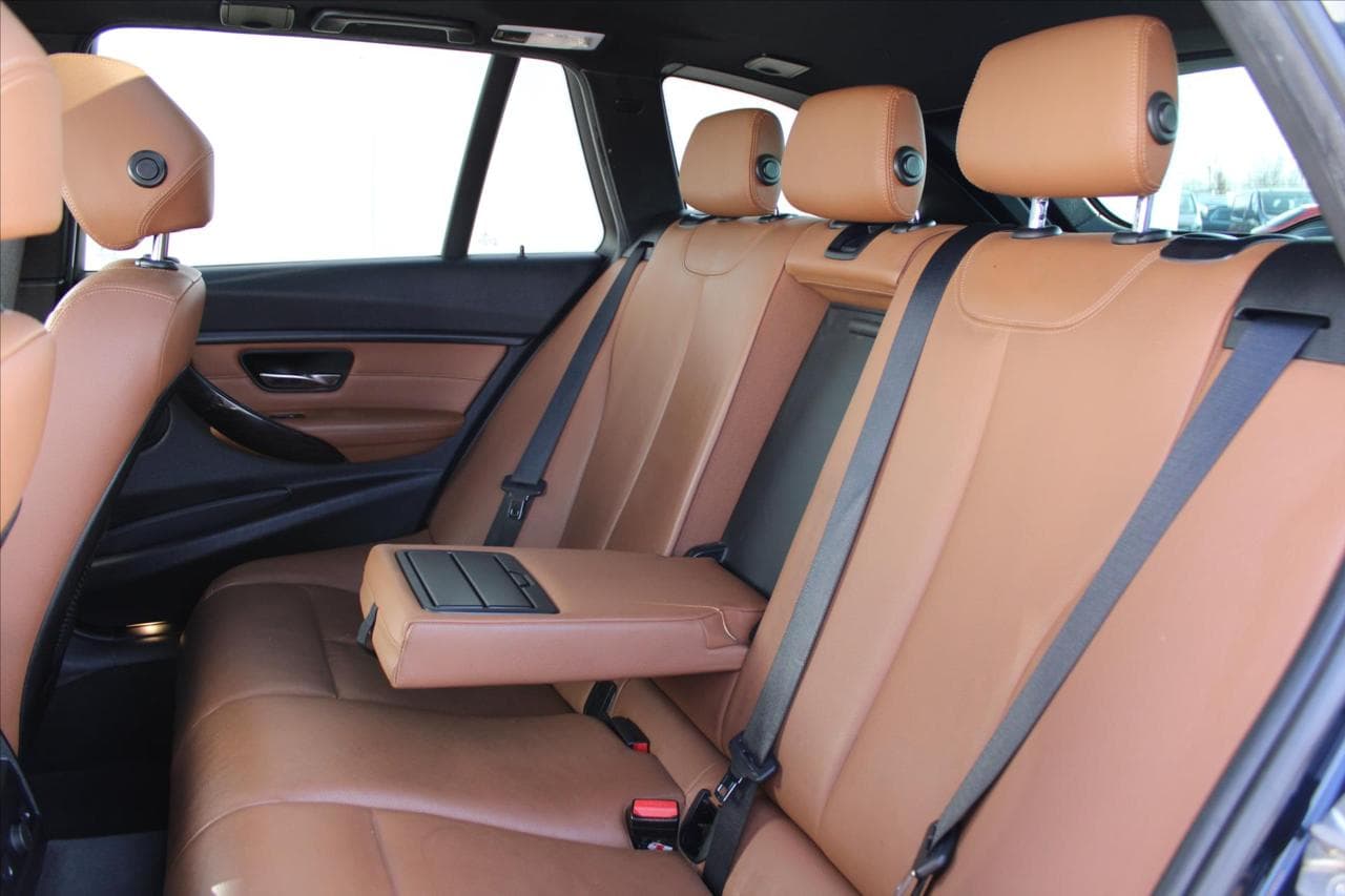 2015 BMW 3-SERIES - 11
