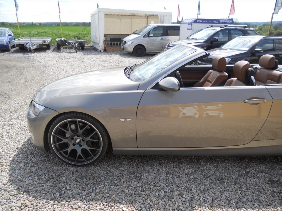 2008 BMW 3-Series - 19