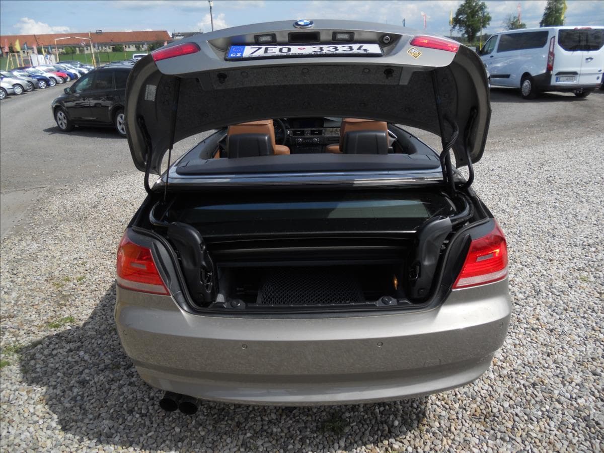 2008 BMW 3-Series - 29