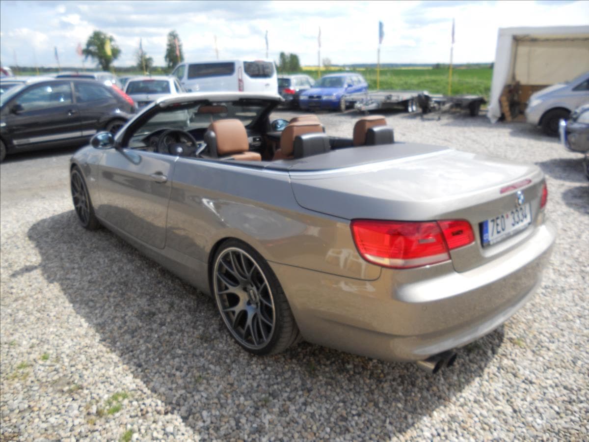 2008 BMW 3-Series - 15