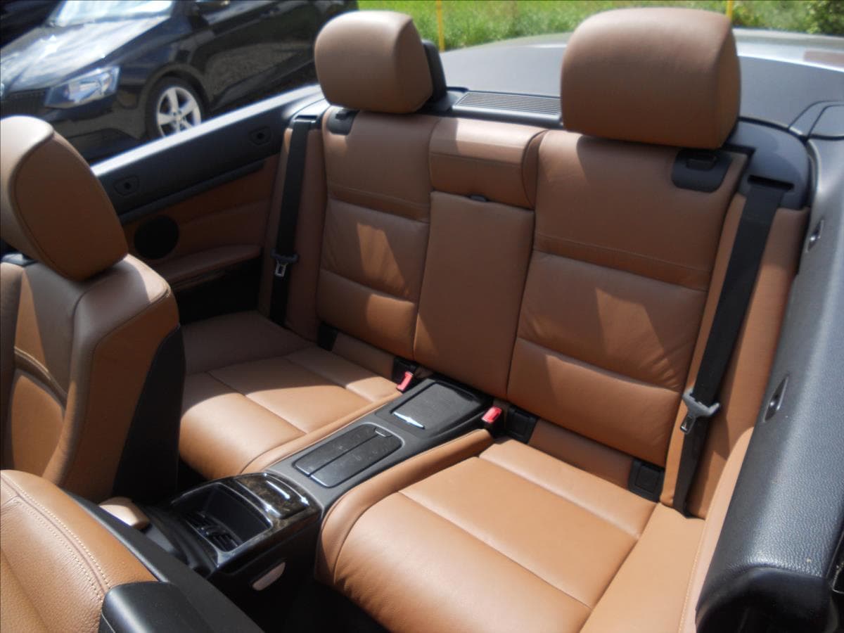 2008 BMW 3-Series - 27