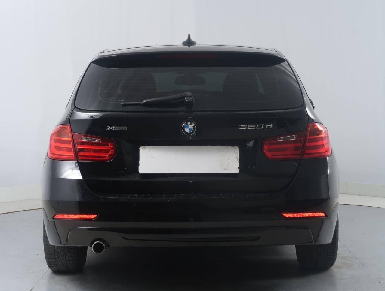 2013 BMW 3-Series - 11