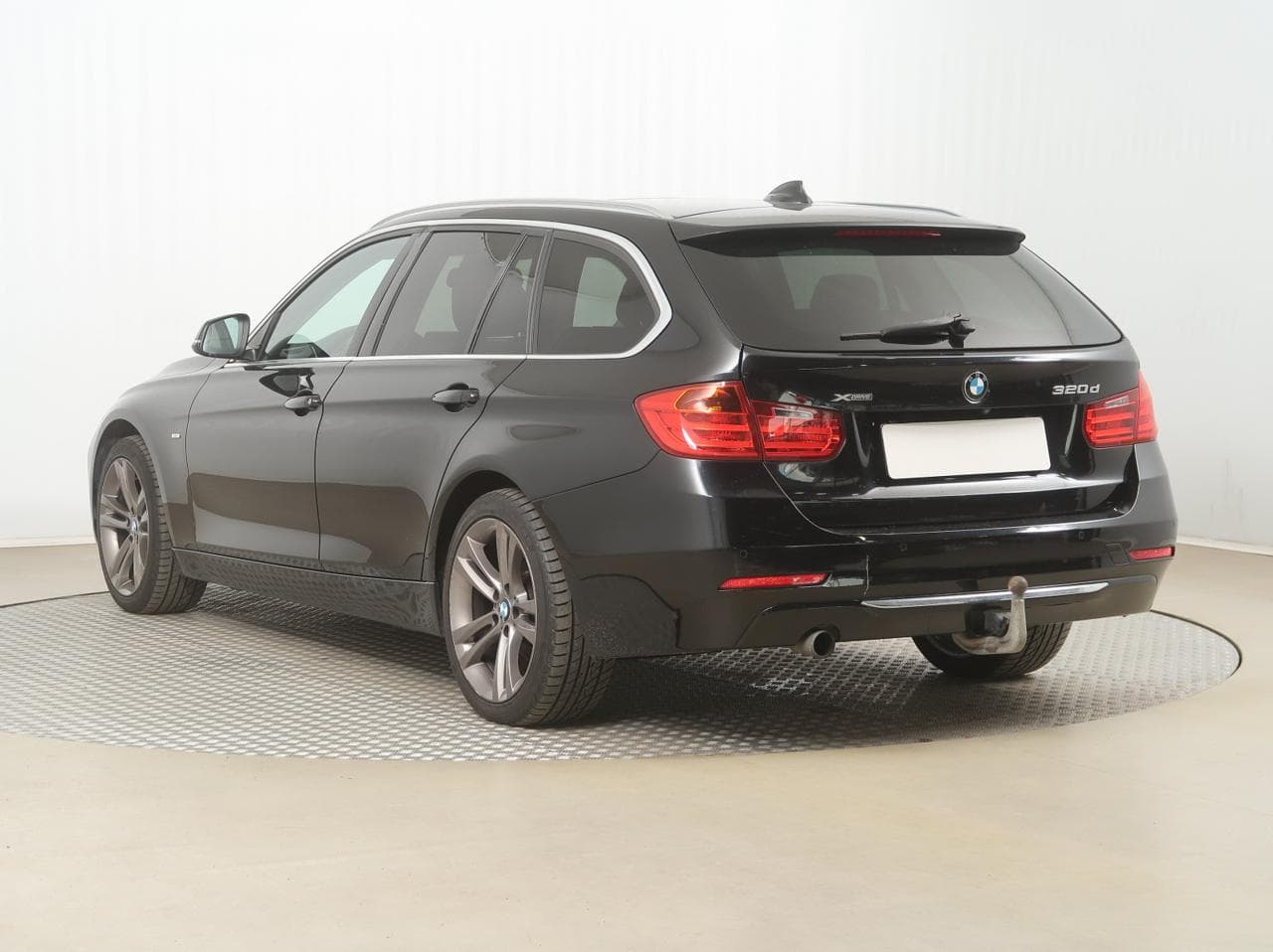 2015 BMW 3-Series - 9