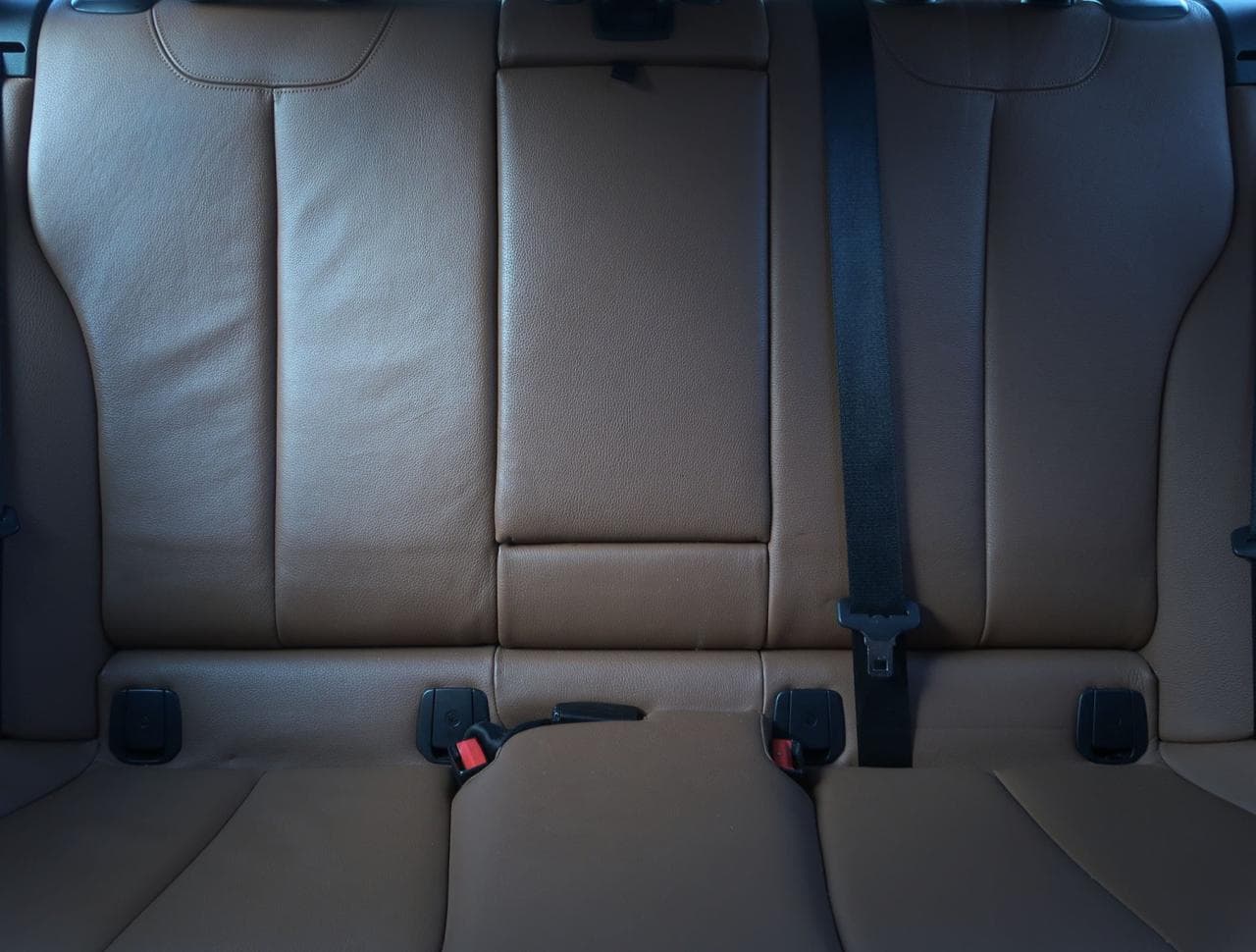 2015 BMW 3-Series - 27