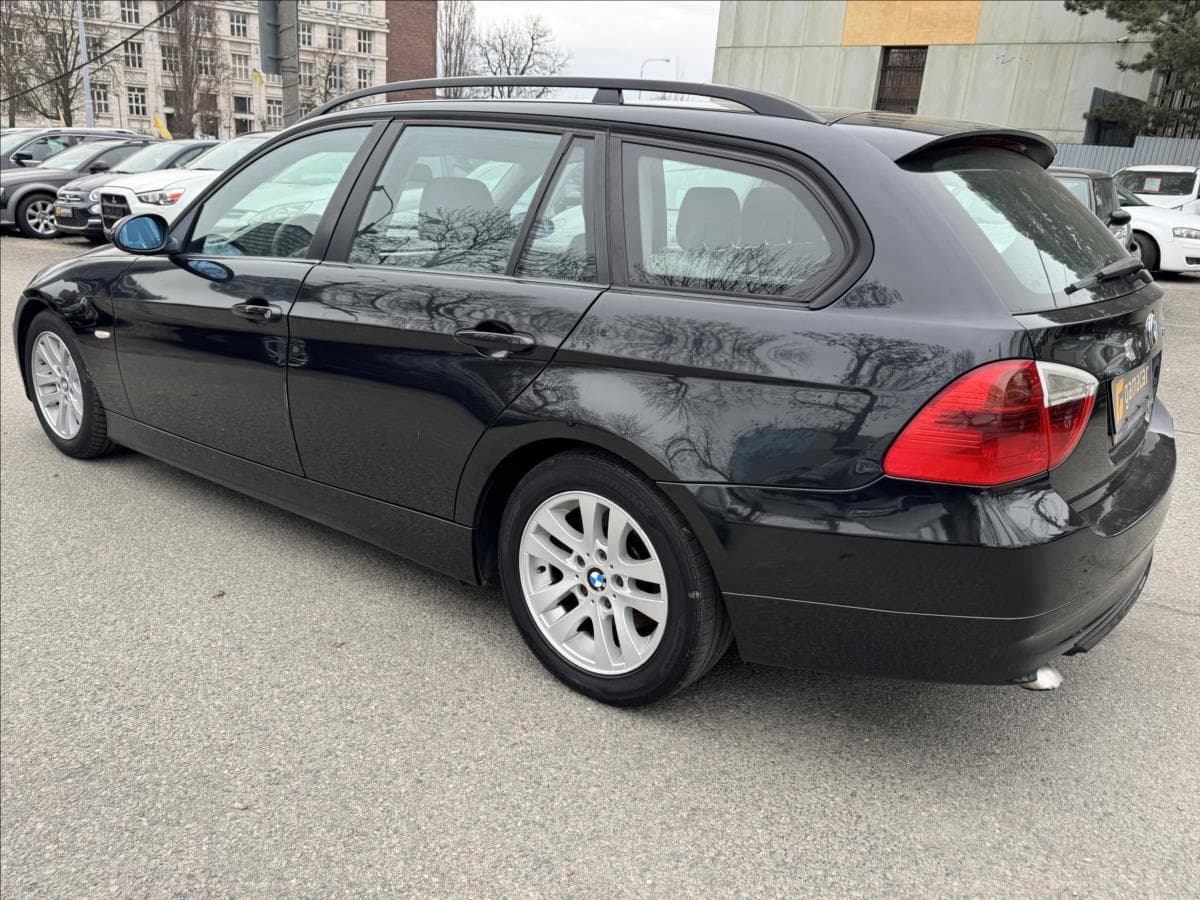 2005 BMW 3-SERIES - 5