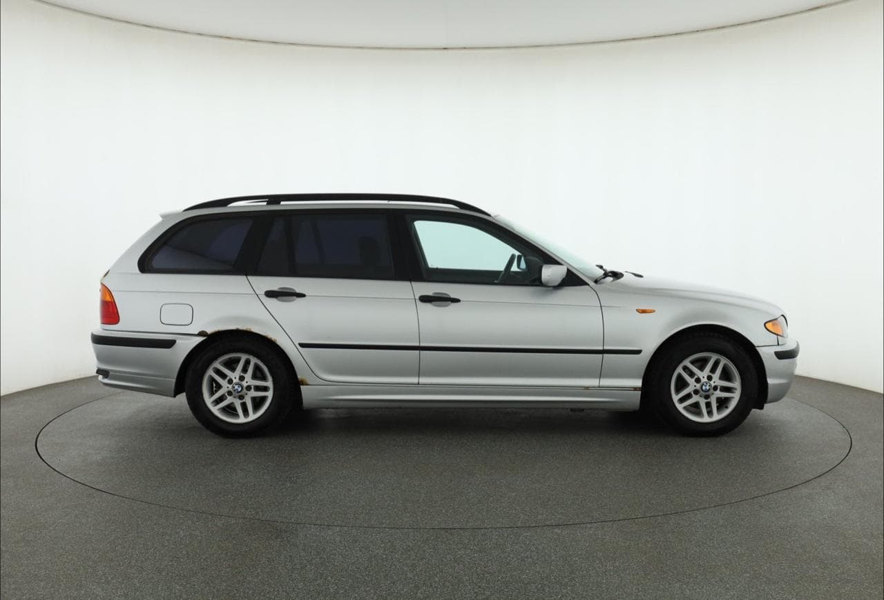 2003 BMW 3-Series - 15