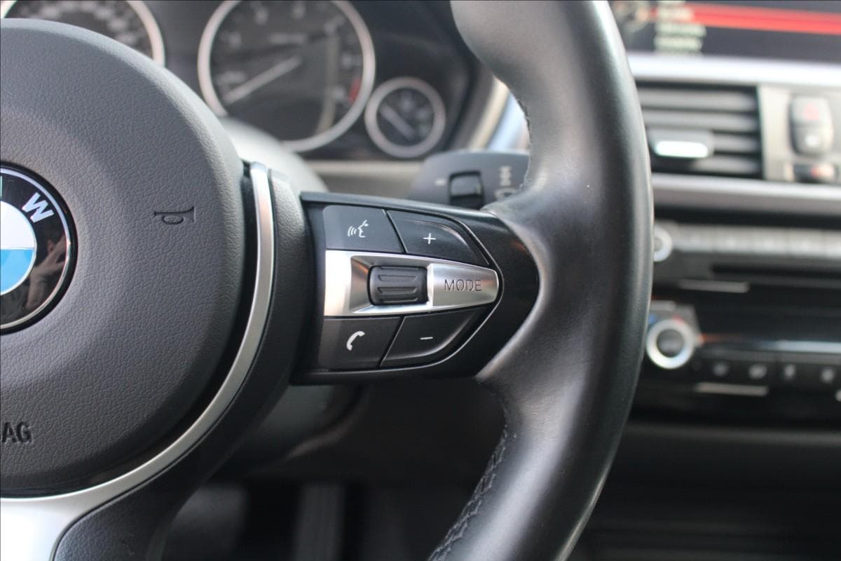 2015 BMW 3-SERIES - 18
