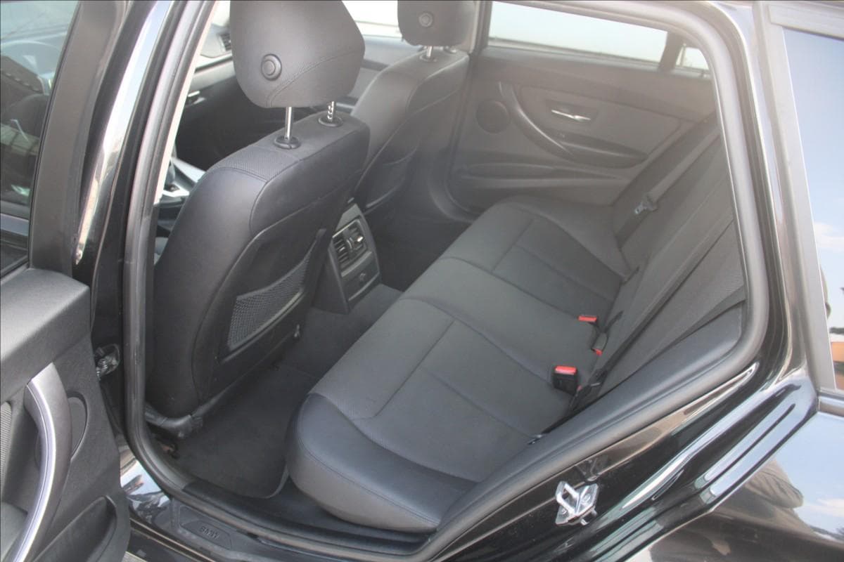 2015 BMW 3-SERIES - 14