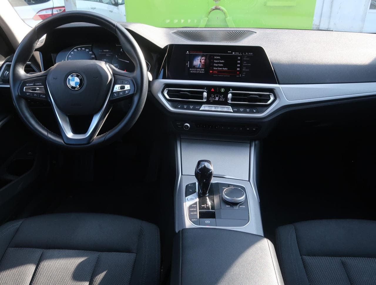 2021 BMW 3-SERIES - 10