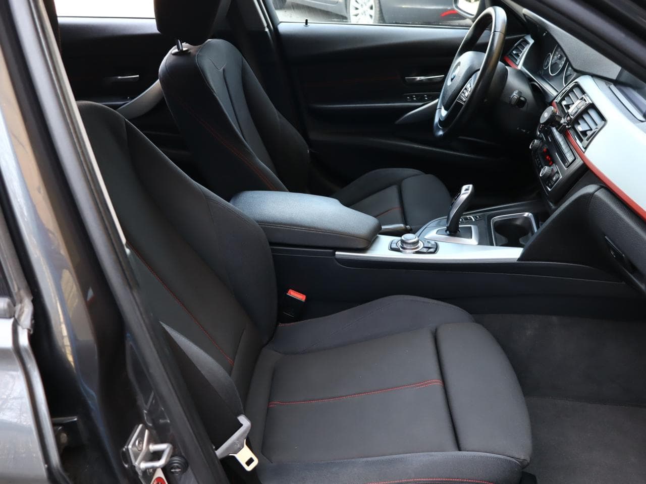 2013 BMW 3-SERIES - 10