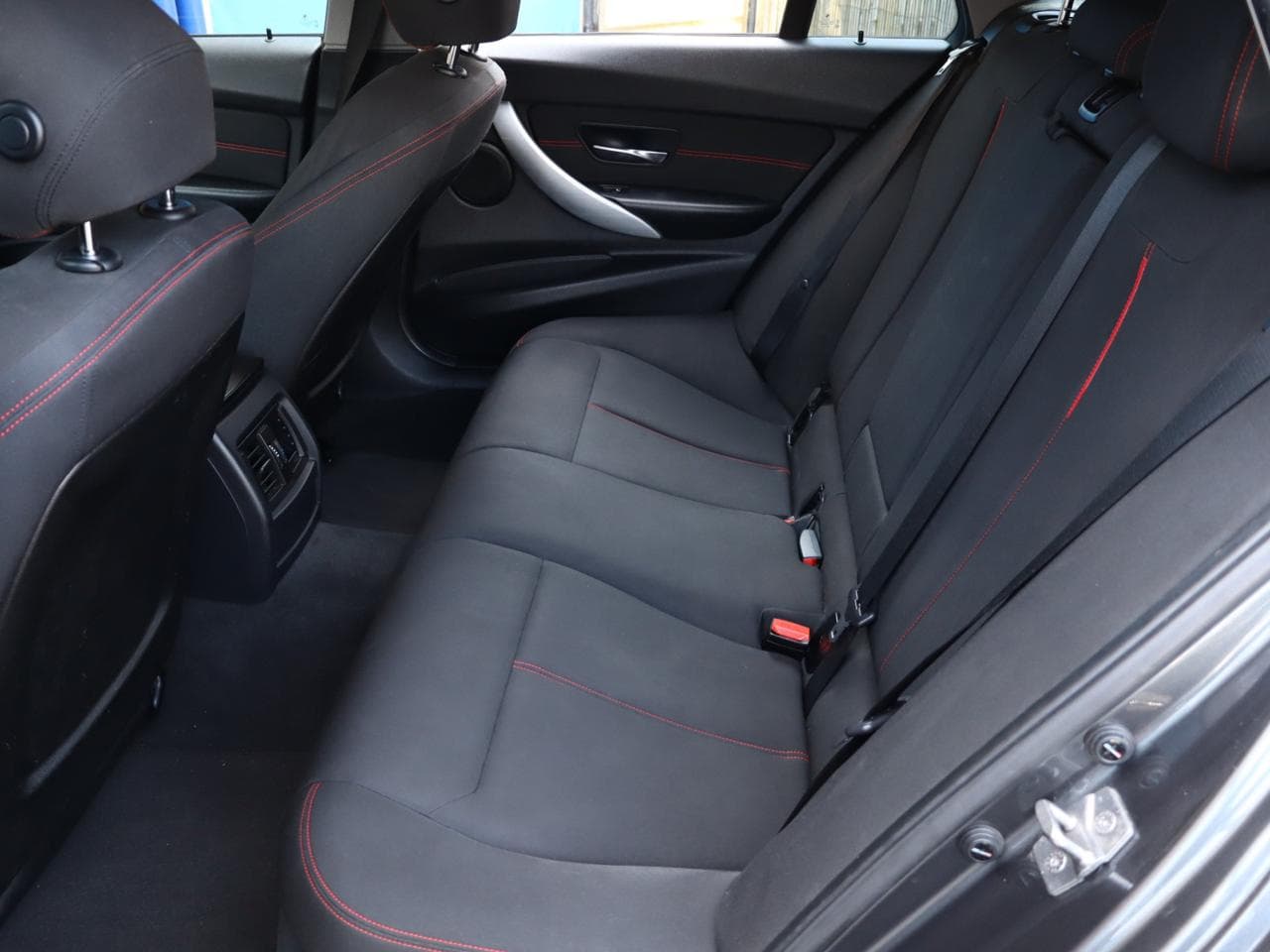 2013 BMW 3-SERIES - 13