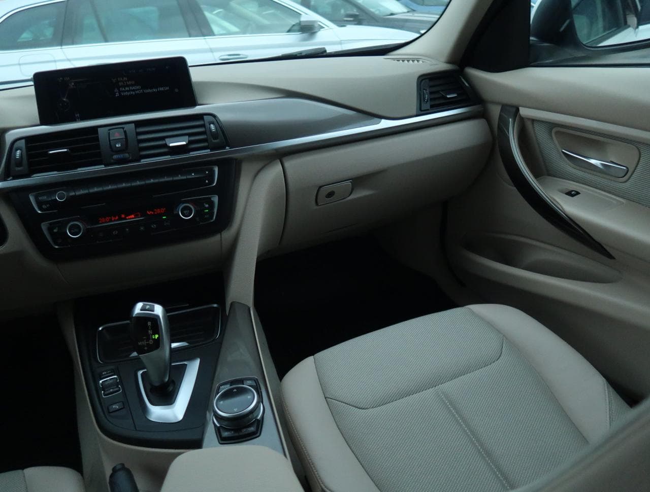 2014 BMW 3-SERIES - 11