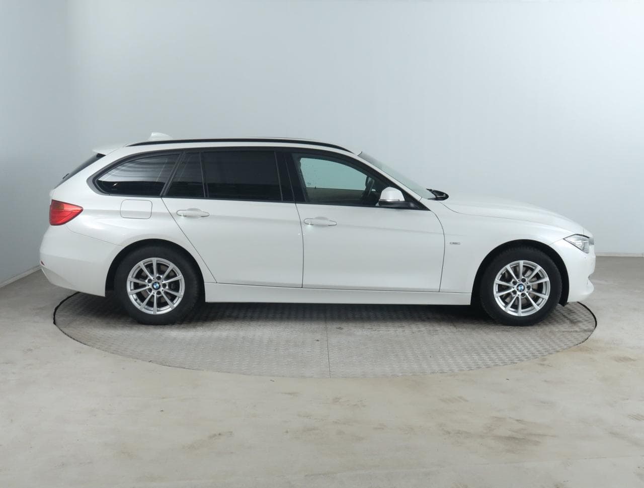 2014 BMW 3-SERIES - 8