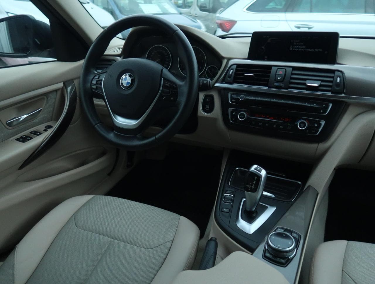 2014 BMW 3-SERIES - 9