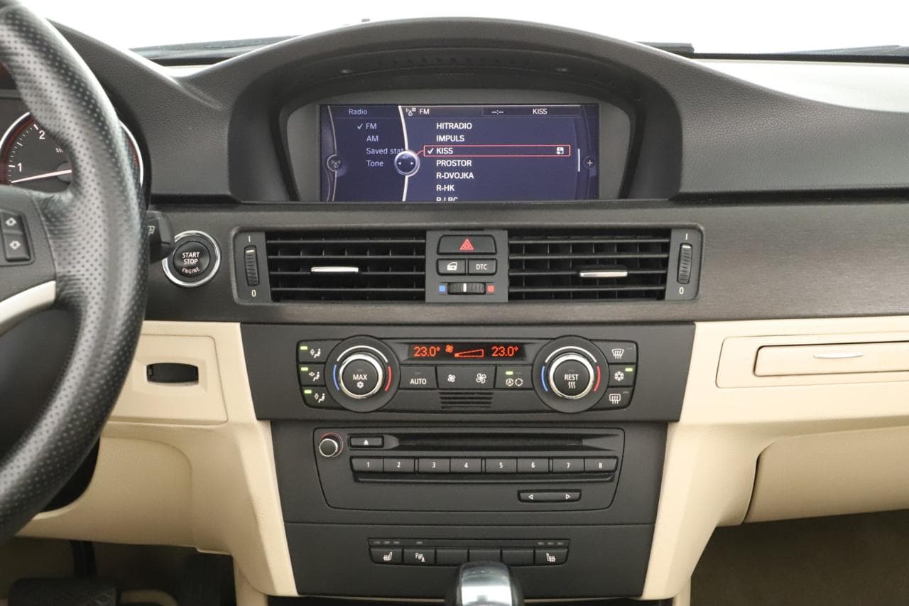 2009 BMW 3-SERIES - 16