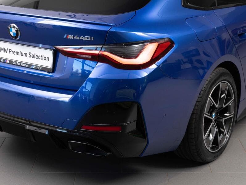 2025 BMW 4-Series - 9