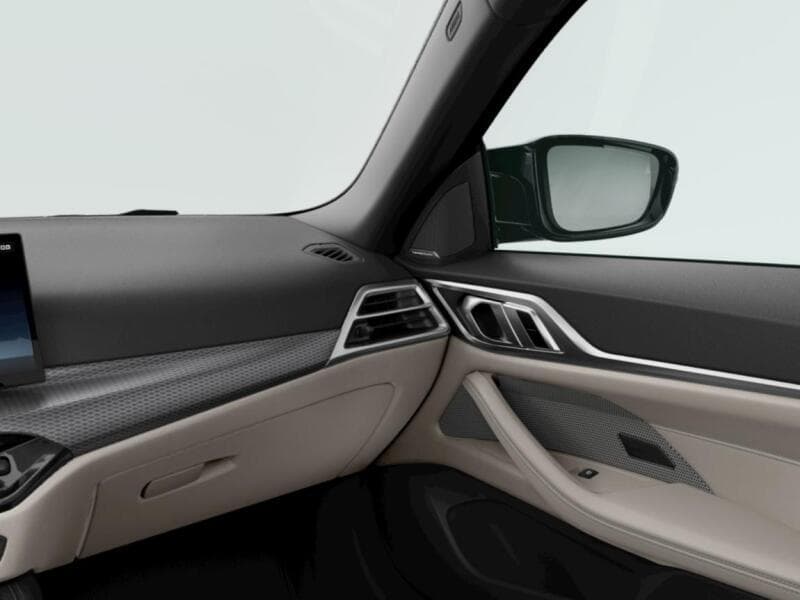 2025 BMW 4-SERIES - 9