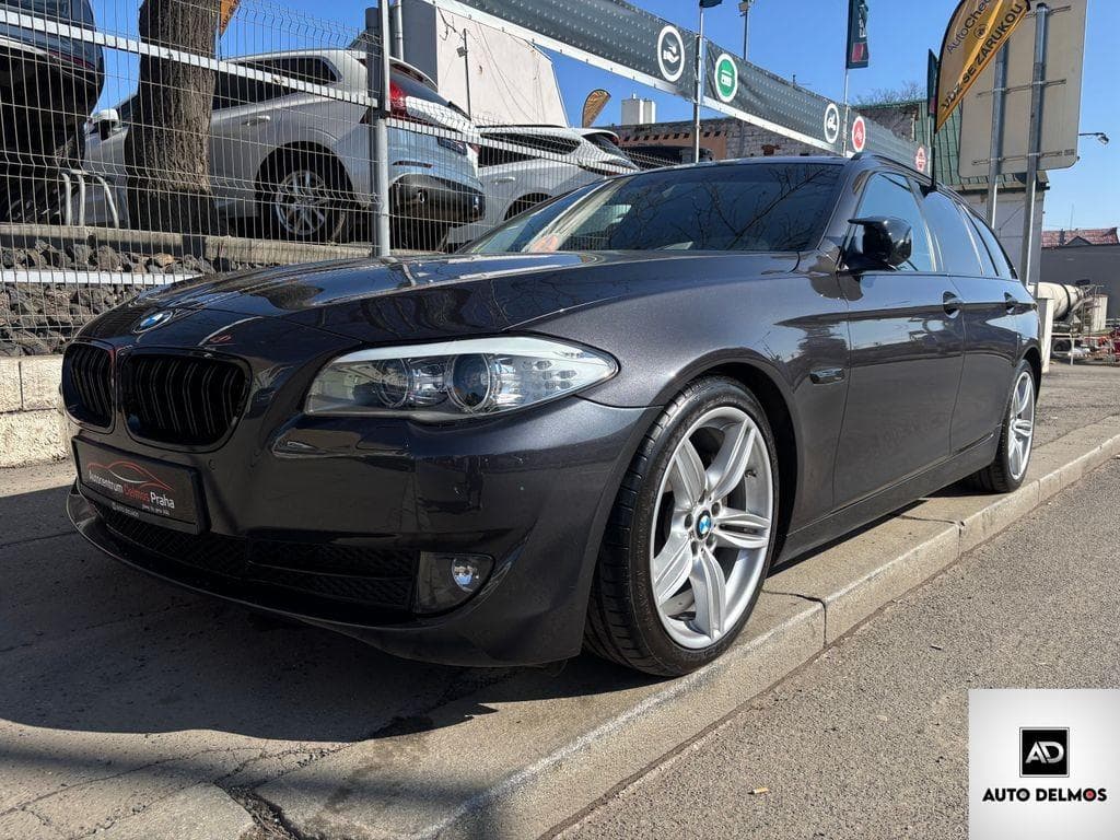 BMW Řada 5 530d xDrive/2012/S.KNIHA-ZÁRUK kombi