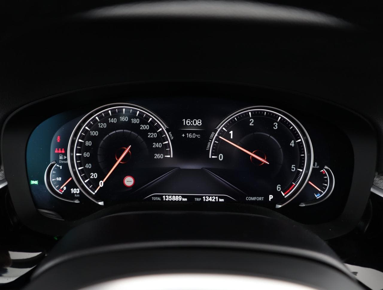 2017 BMW 5-Series - 29