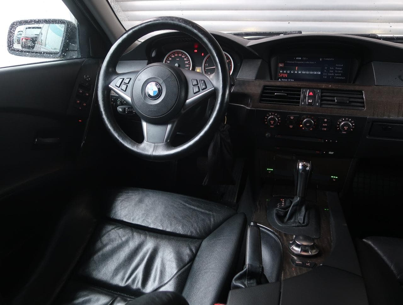 2005 BMW 5-Series - 17