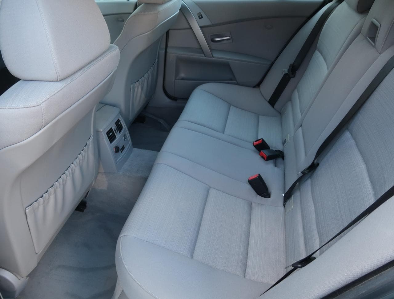 2006 BMW 5-Series - 29