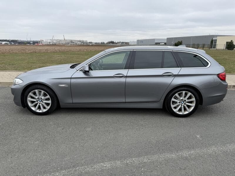 2012 BMW 5-SERIES - 2