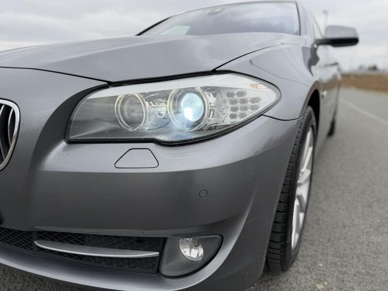 2012 BMW 5-SERIES - 9