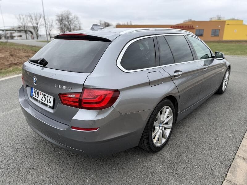 2012 BMW 5-SERIES - 5