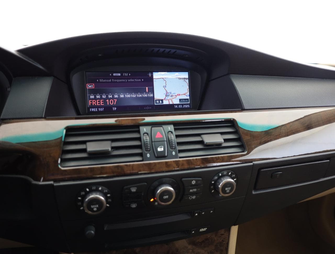 2005 BMW 5-Series - 29