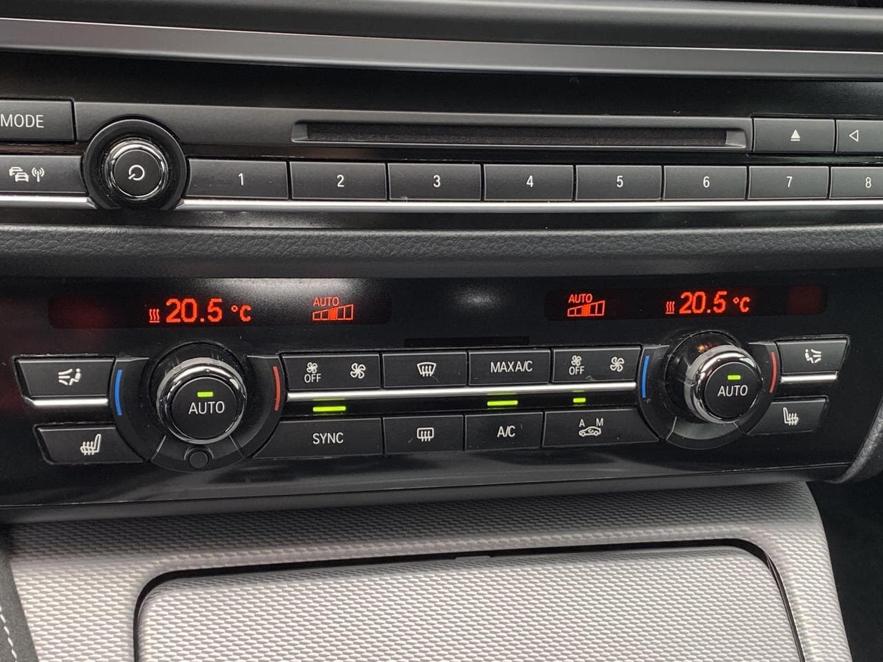 2014 BMW 5-Series - 35