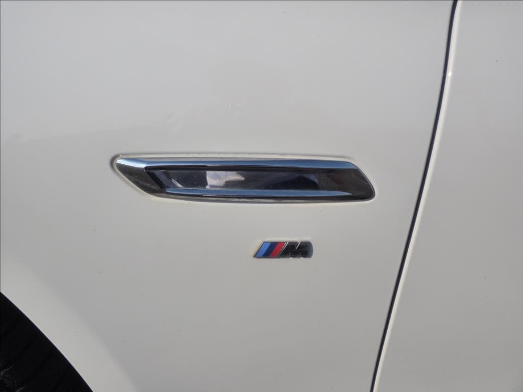 2016 BMW 5-SERIES - 9