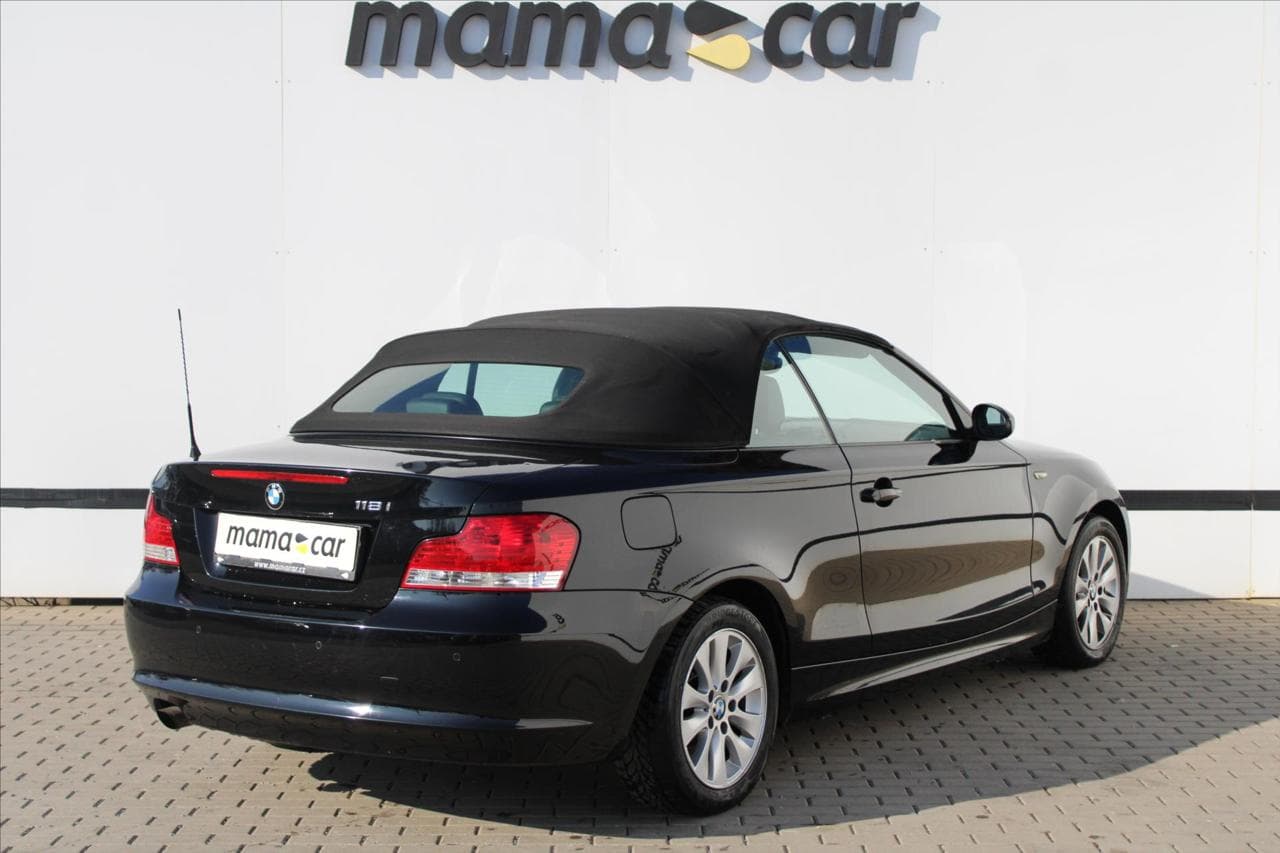 2009 BMW 1-SERIES