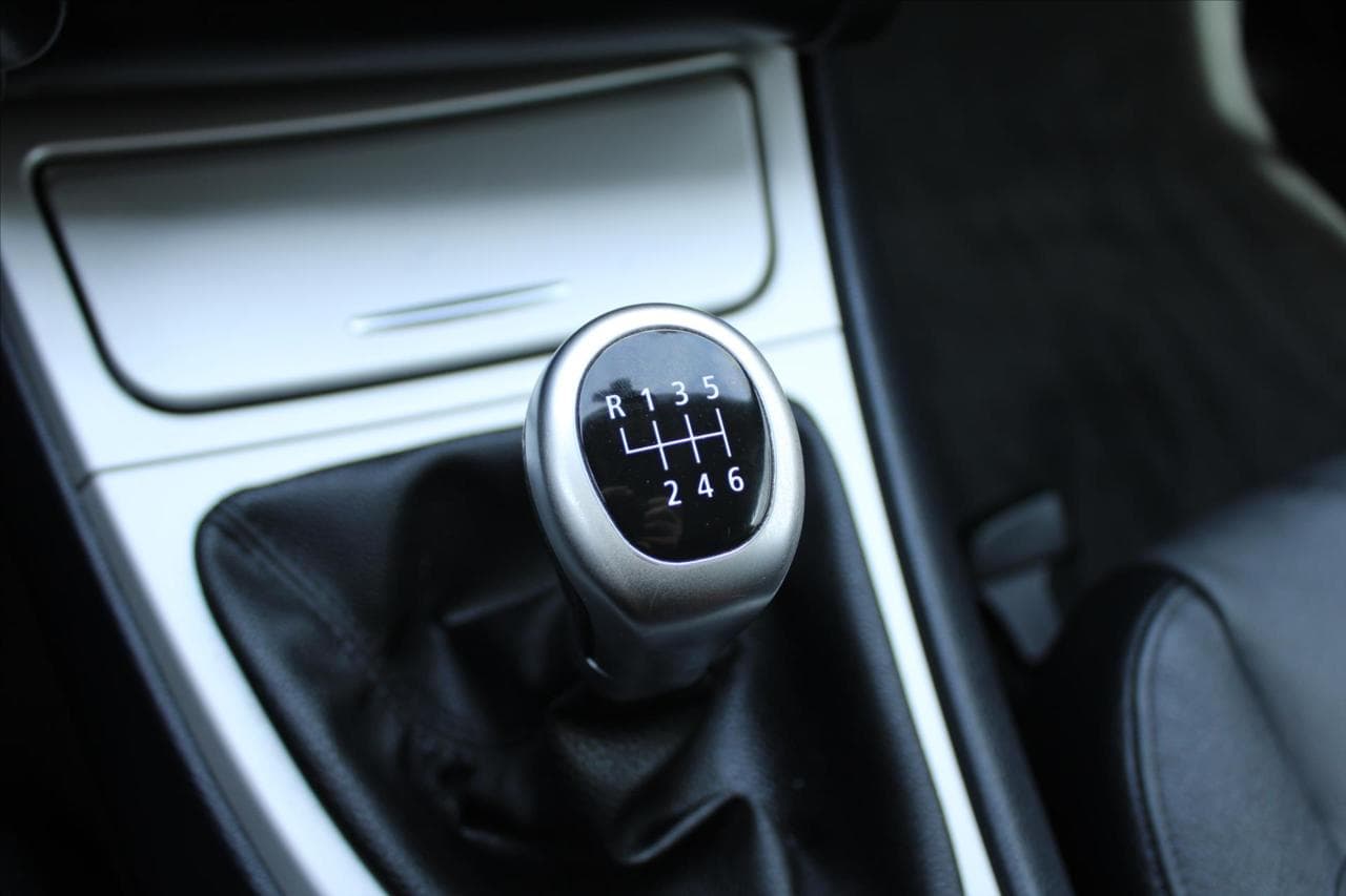 2009 BMW 1-SERIES - 19