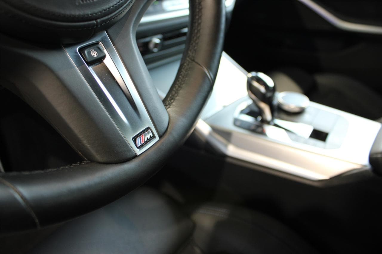 2020 BMW 3-Series - 25