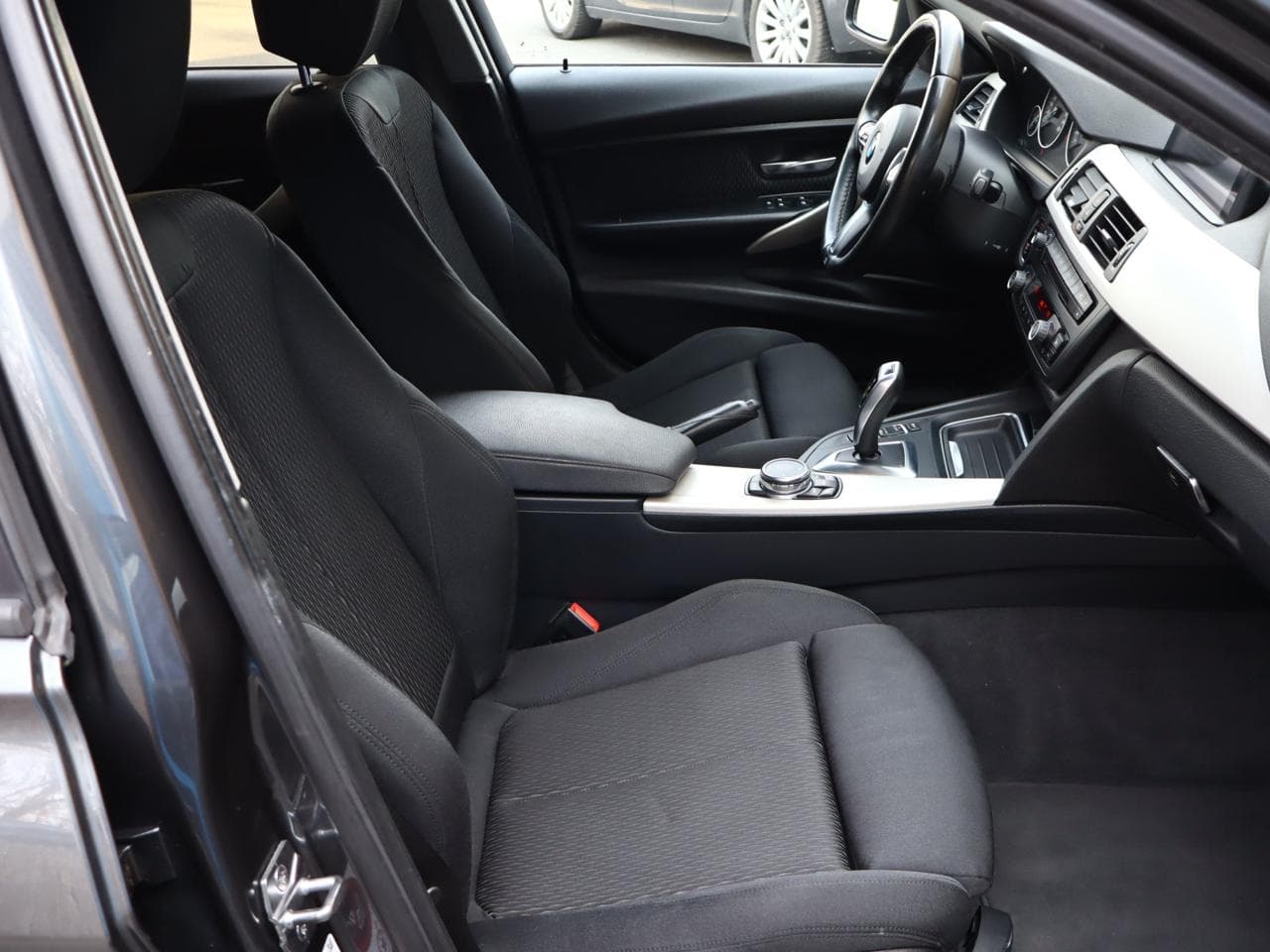 2015 BMW 3-SERIES - 10