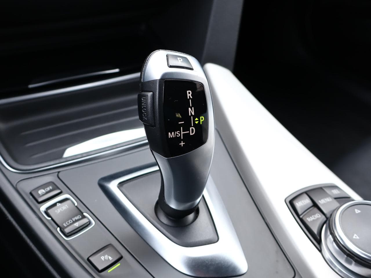 2015 BMW 3-SERIES - 17