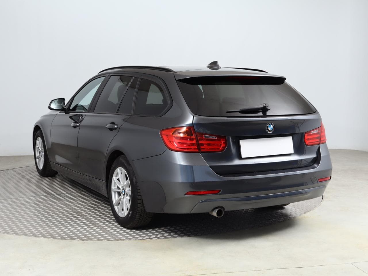 2015 BMW 3-SERIES - 5