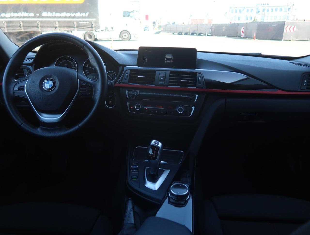 2014 BMW 3-SERIES - 10