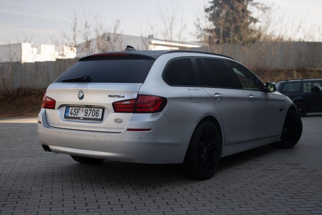 2013 BMW 5-SERIES - 5
