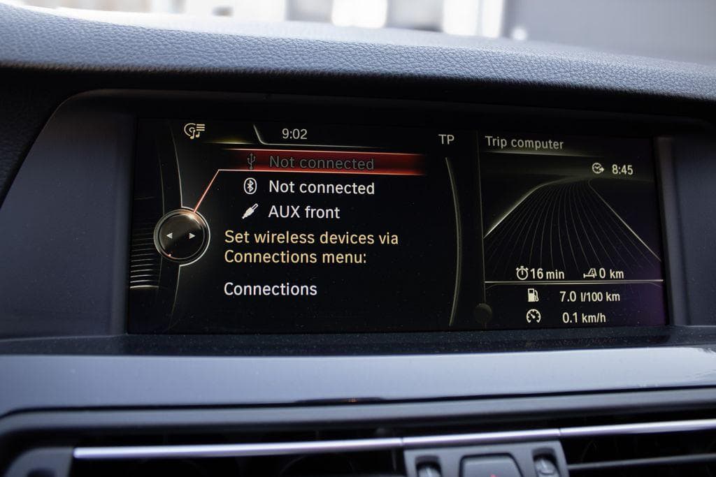 2013 BMW 5-SERIES - 12