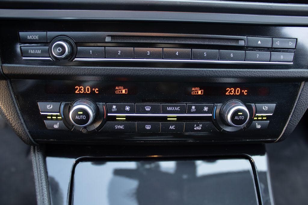 2013 BMW 5-SERIES - 19