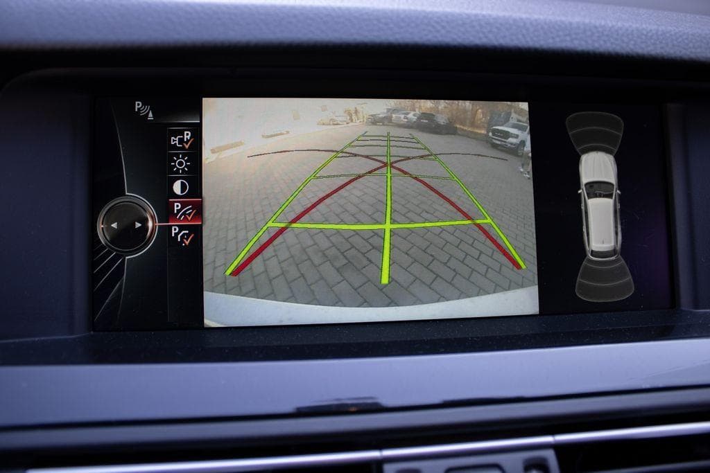2013 BMW 5-SERIES - 16