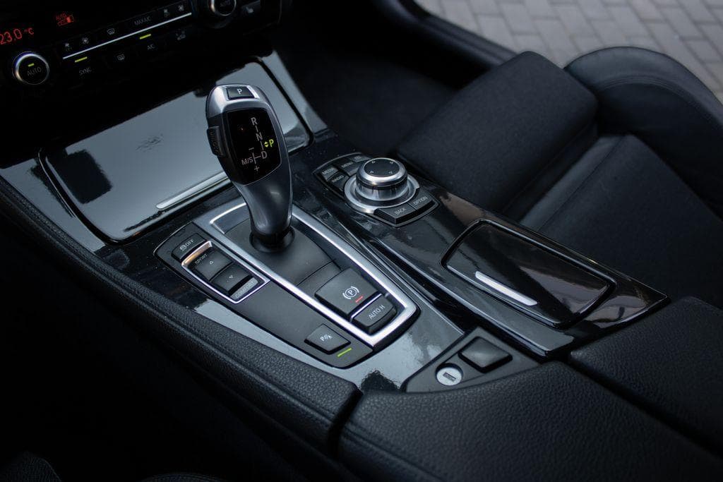 2013 BMW 5-SERIES - 20