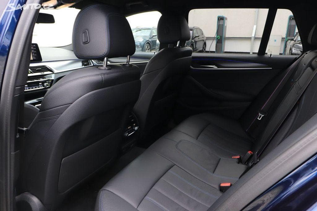 2020 BMW 5-SERIES - 22