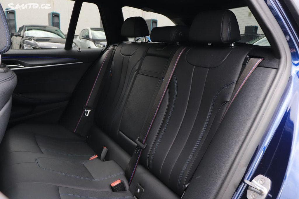 2020 BMW 5-SERIES - 20