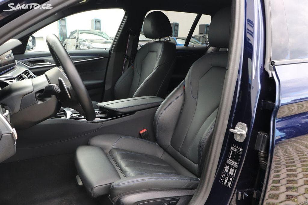 2020 BMW 5-SERIES - 13