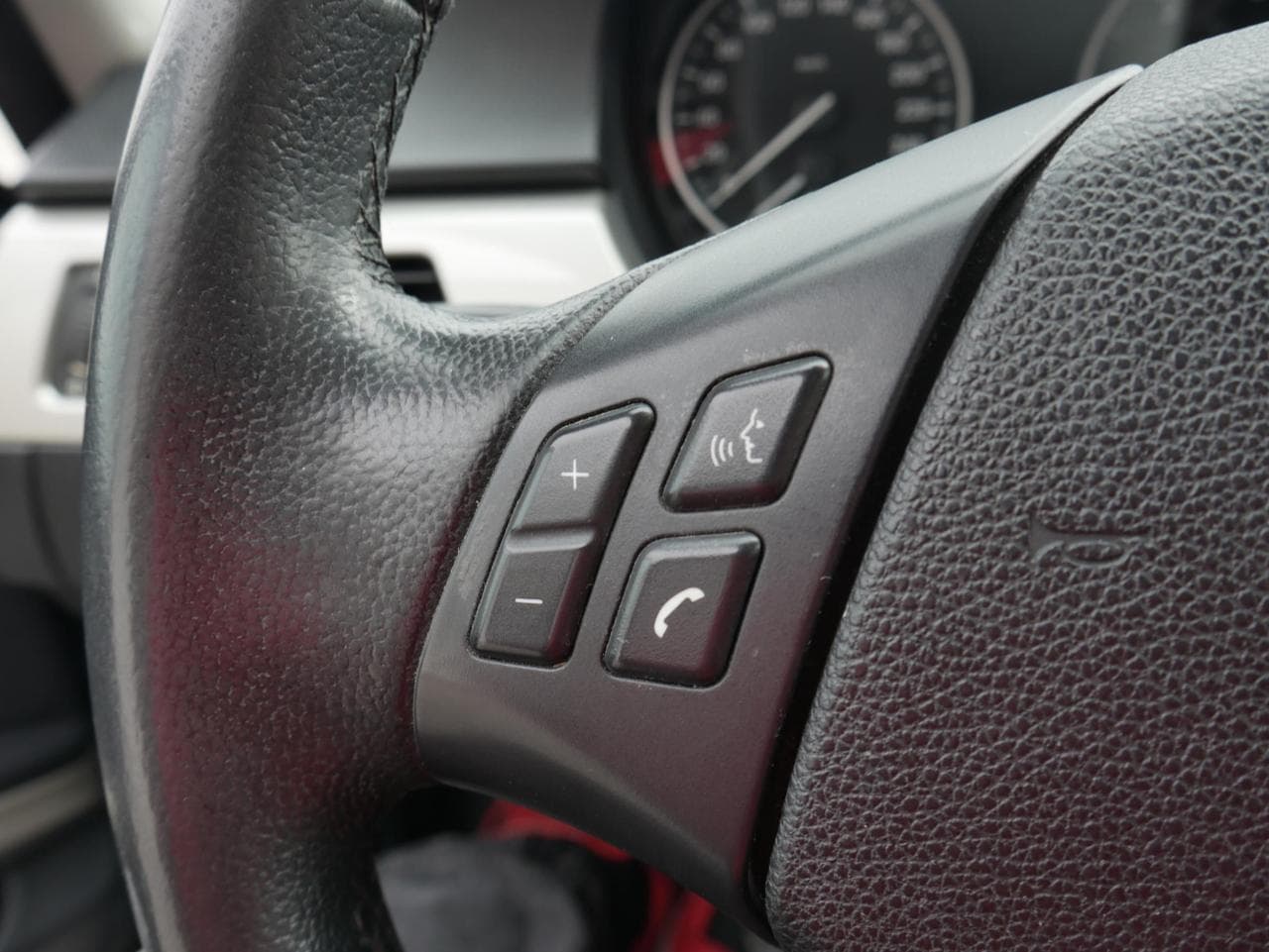2012 BMW 3-SERIES - 13