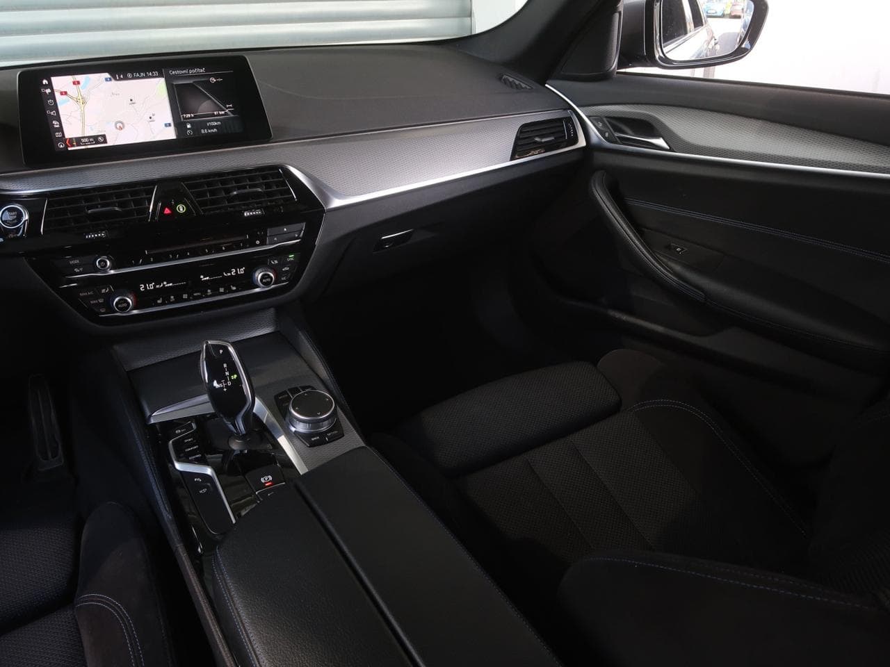 2020 BMW 5-SERIES - 20