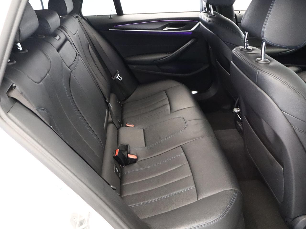 2021 BMW 5-SERIES - 18